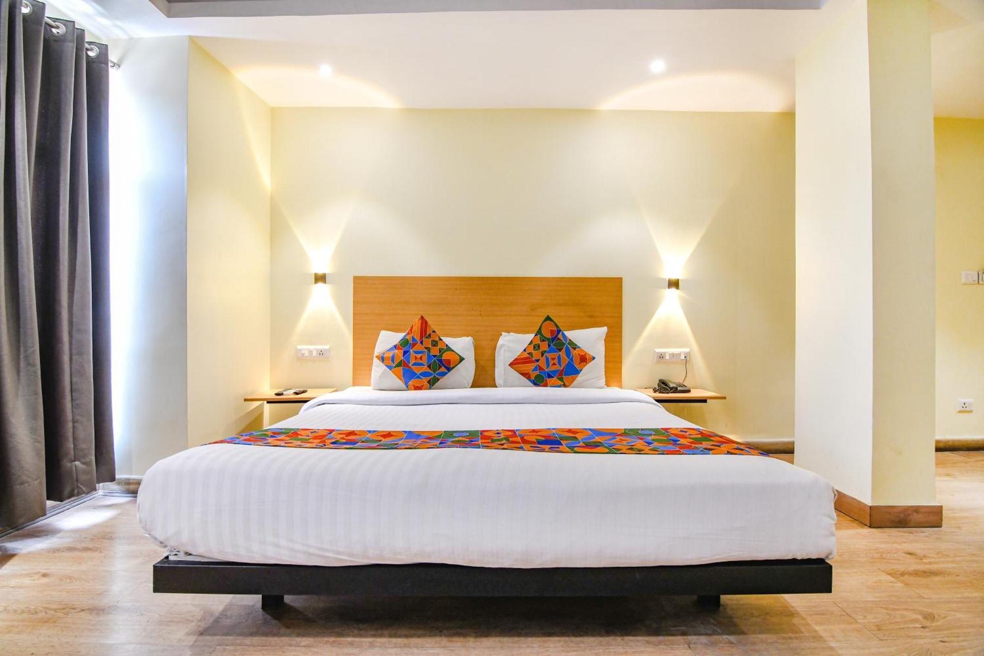 Super Townhouse Suncitel Near Kolkata Airport Ξενοδοχείο Dum Dum Εξωτερικό φωτογραφία