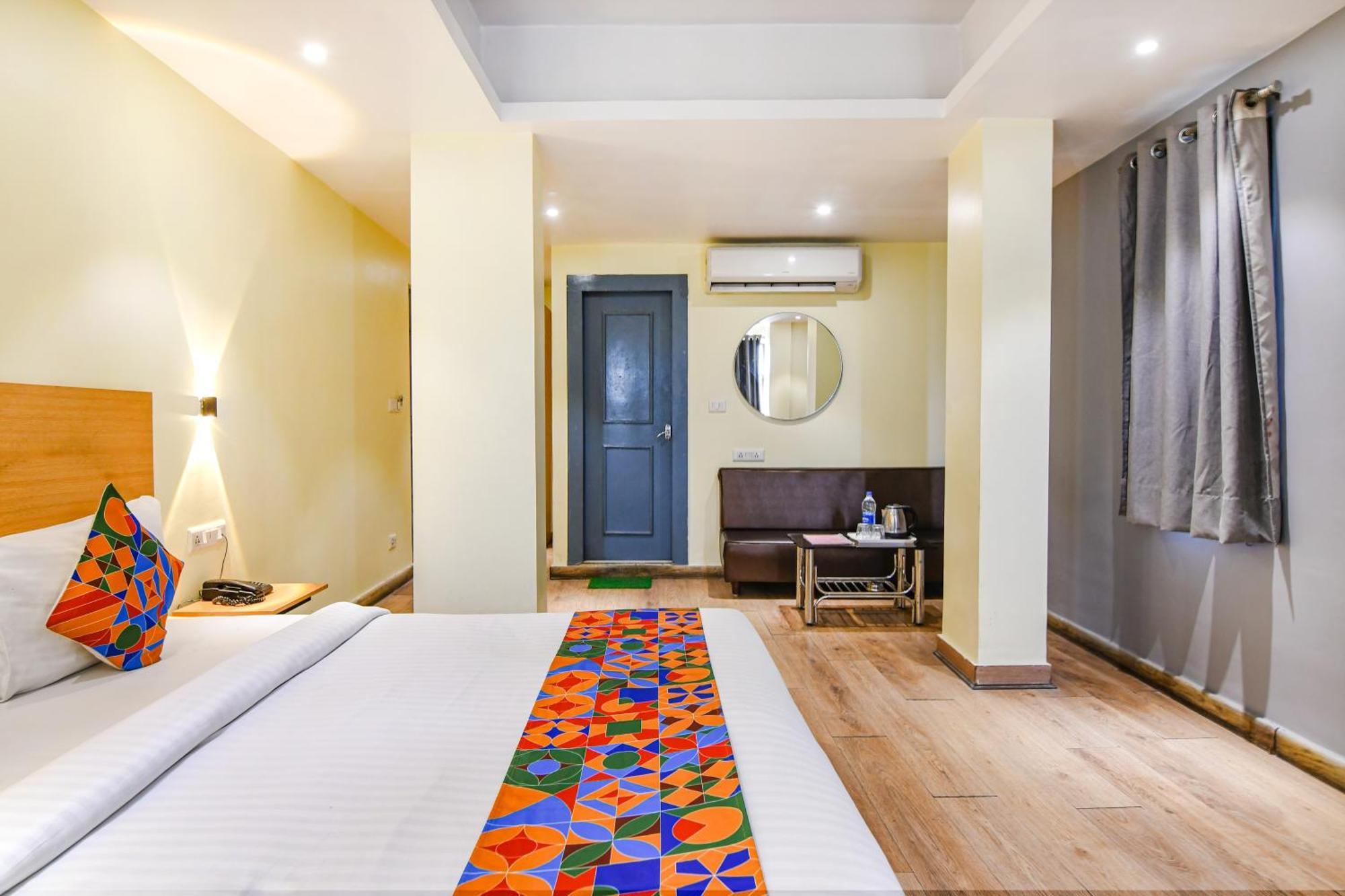 Super Townhouse Suncitel Near Kolkata Airport Ξενοδοχείο Dum Dum Εξωτερικό φωτογραφία